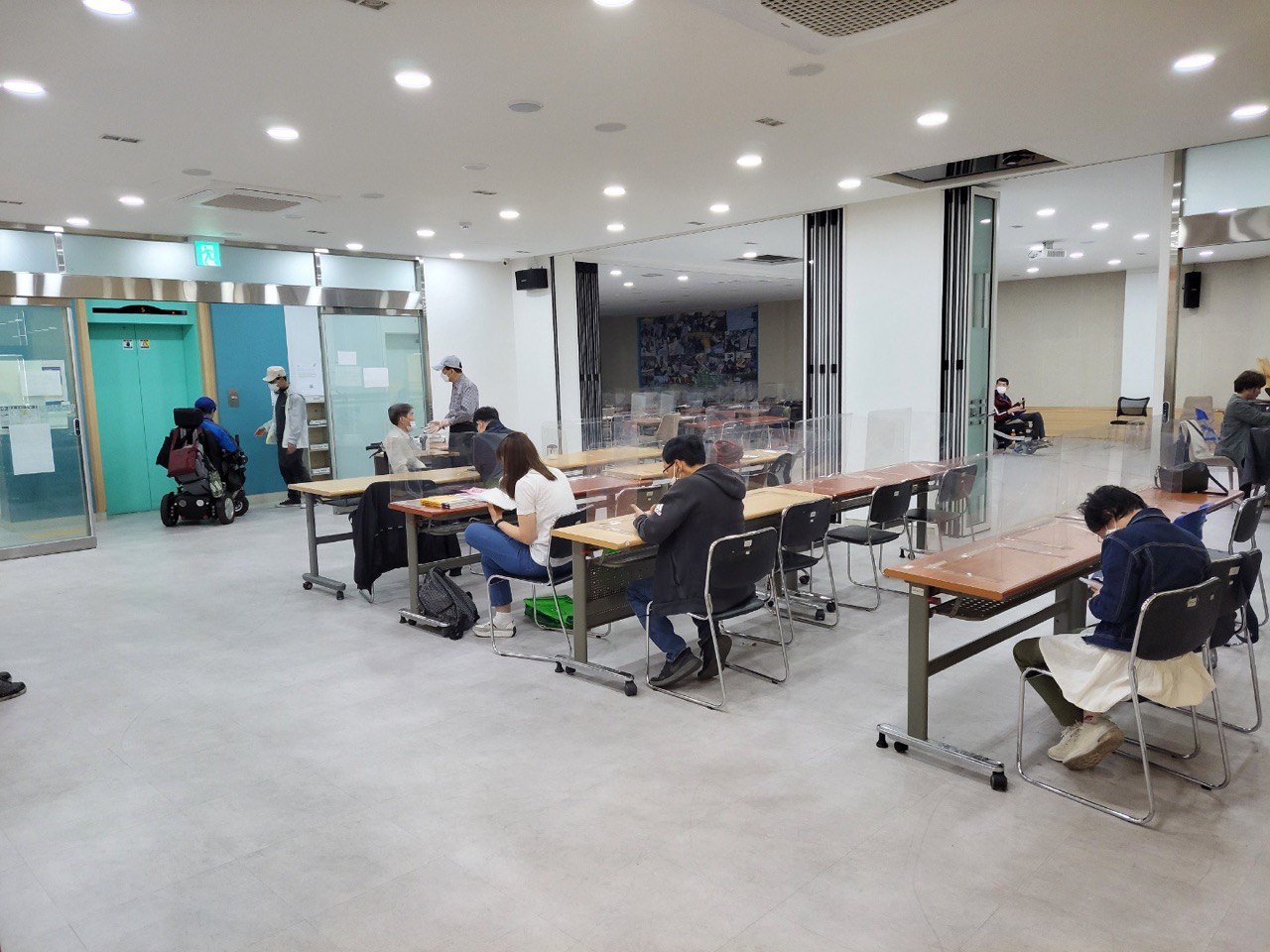 2022/05/10(화) - 식사시간(차조밥,고등어구이,얼갈이된장국,삶은단호박,시금치나물)