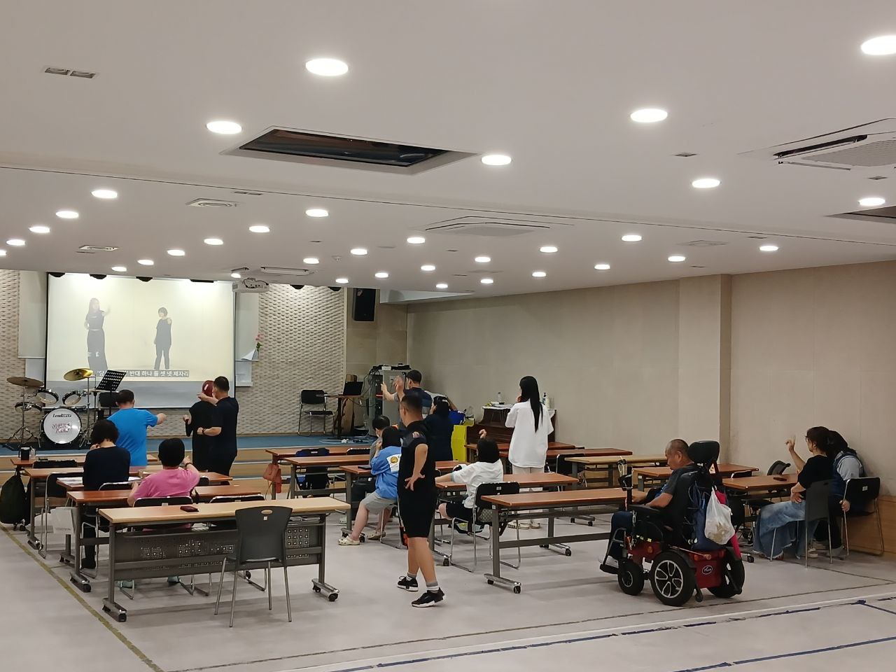 2024년 7월 8일(월) 두둠칫 방송댄스 수업사진