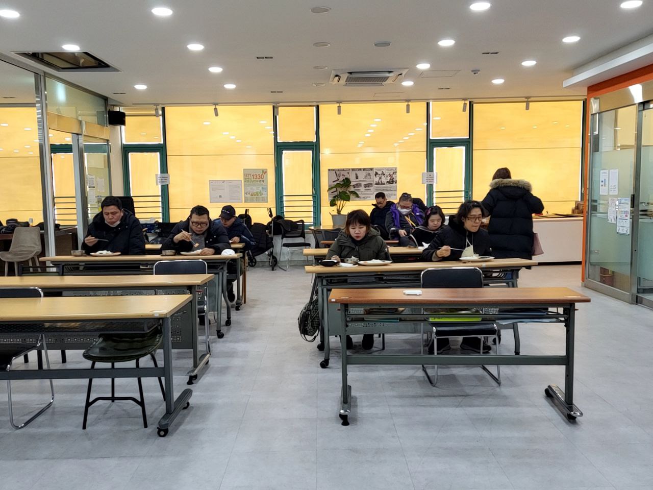 2023/2/7(화)- 점심식사(떡만두국,치킨까스...)