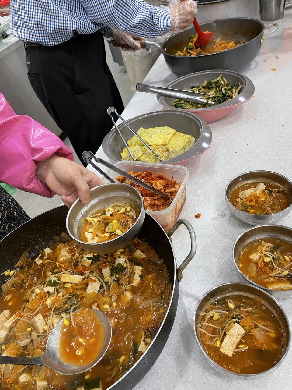 2022/06/23(목) - 점심식사(닭갈비, 계란말이, 김치콩나물국...)