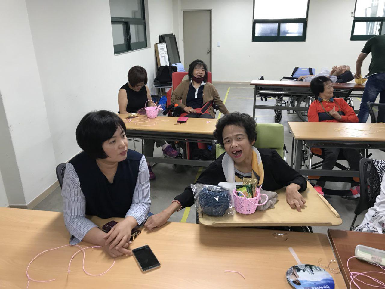 2018년 9월 27일 - 미술수업 사진