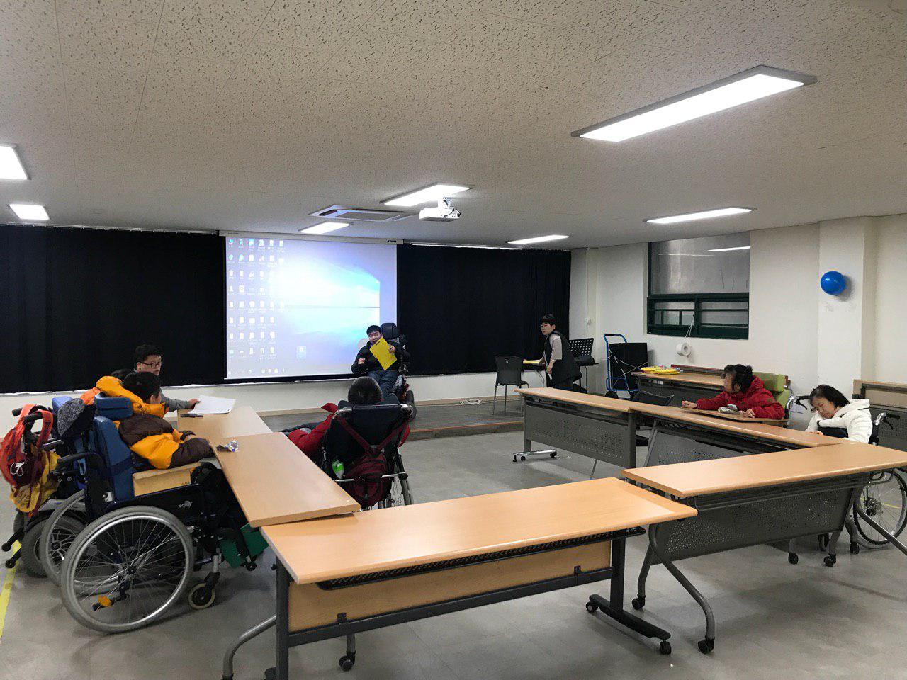2019년 2월 18일 - 국어수업 사진