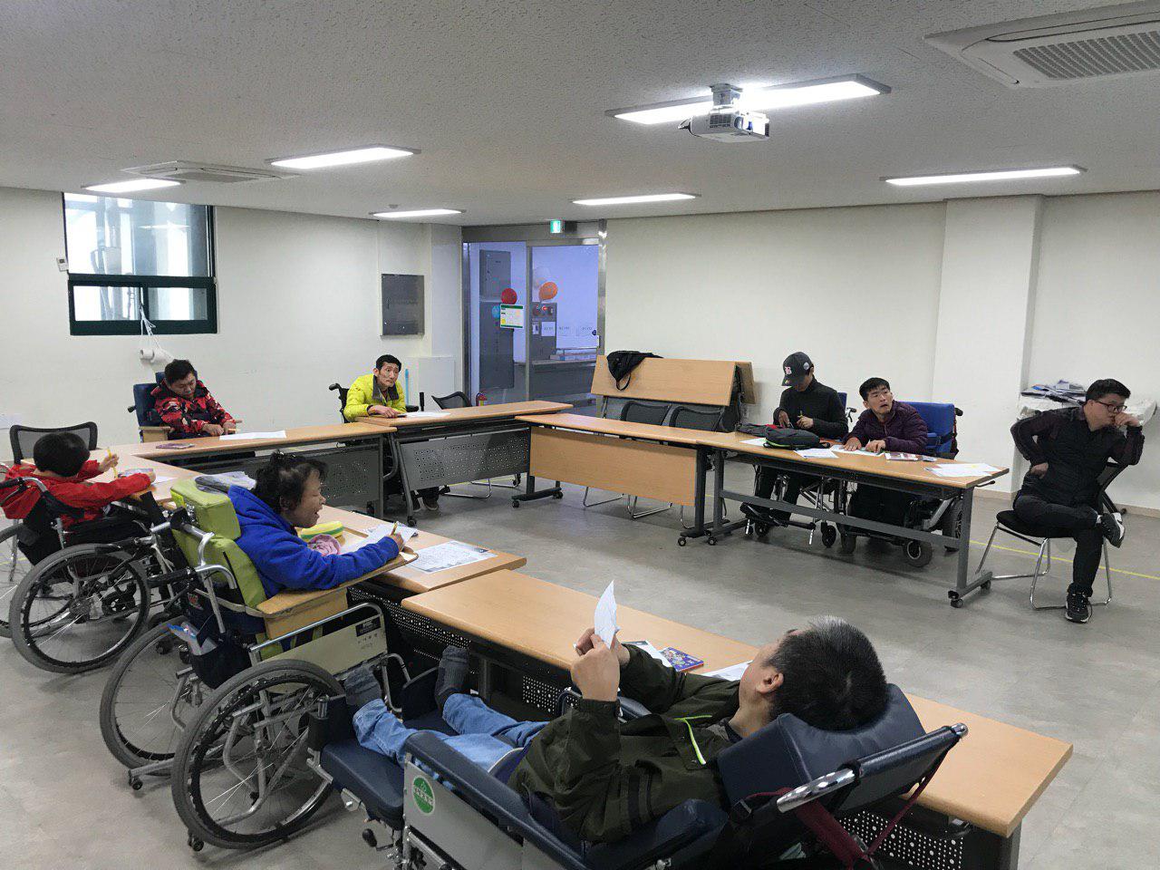 2019년 4월 2일 - 수학수업 사진