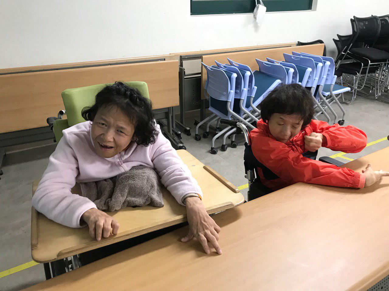 2019년 4월 22일 - 국어수업 사진