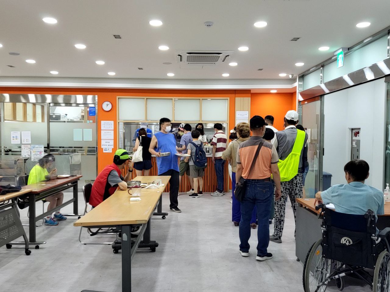 2022/07/29(금) - 점심식사(설렁탕, 돈까스, 멸치볶음...)
