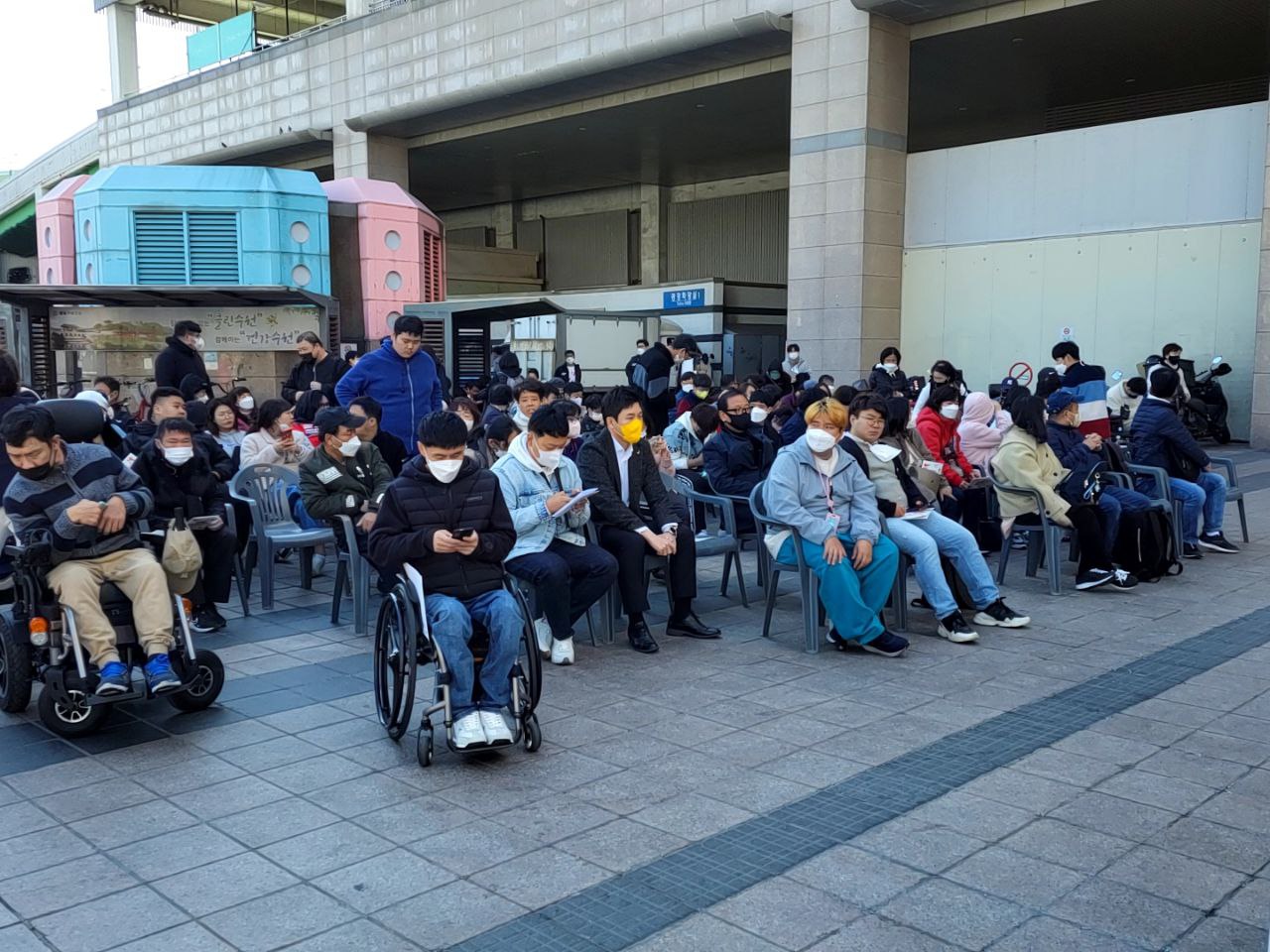 2022/10/24(월) - 제1회 경기장애인인권영화제(수원역 광장)