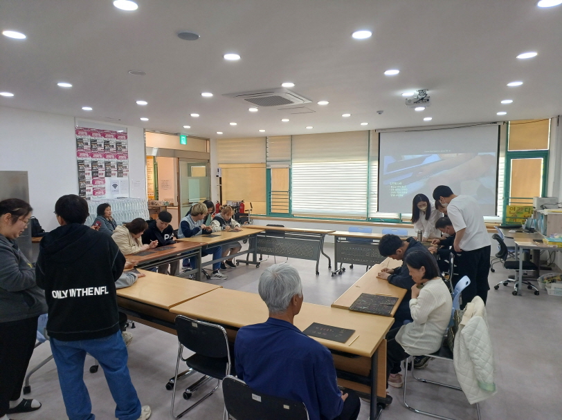 2024년 4월 18일(목) 과학 이야기 수업 사진