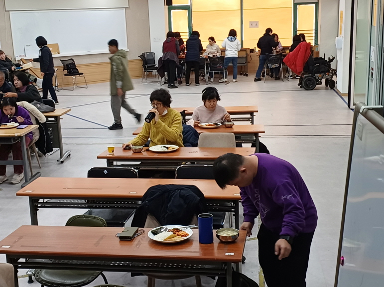 2024년 3월 7일(목) 점심 식사 사진 (1)