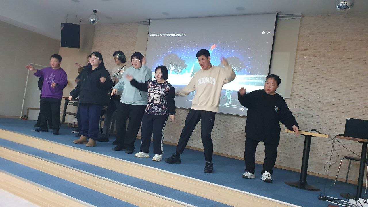 2025년 3월 21일(금) 방송댄스 수업사진