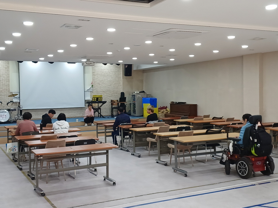 2024년 4월 12일(금) 권리 편지 쓰기 수업 사진(1)