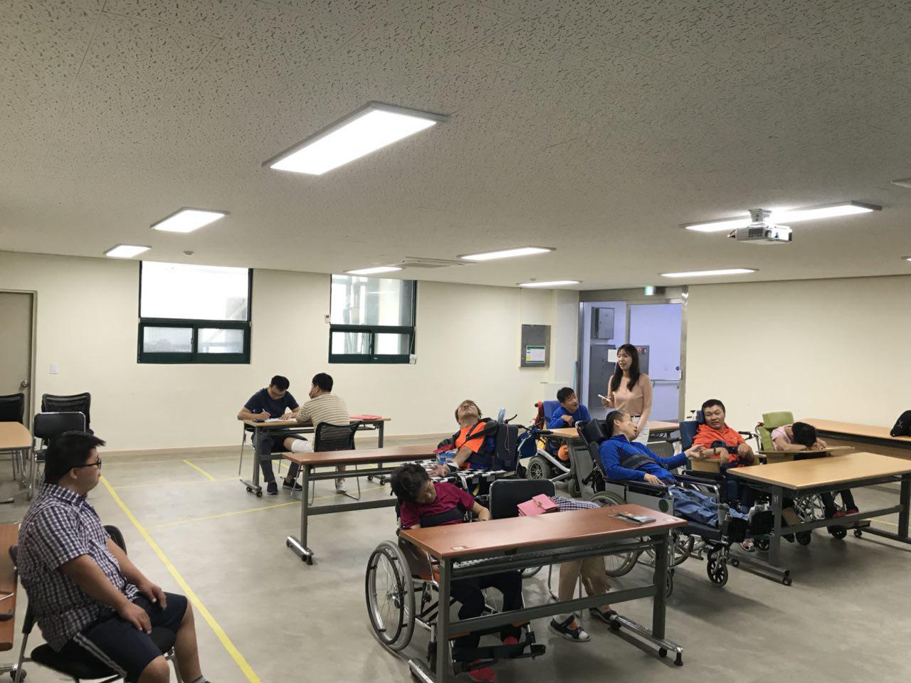 2018년 8월 27일 - 국어수업 사진