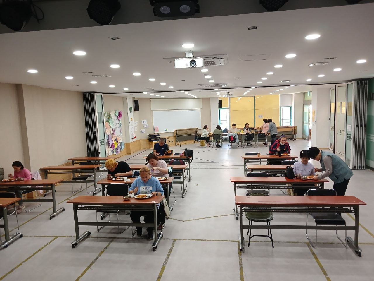 2024년 5월 2일(목) 점심식사 사진입니다