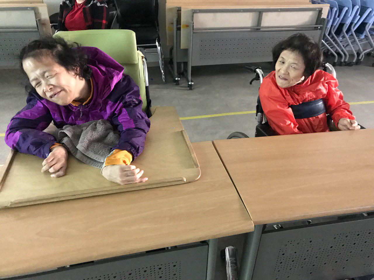 2019년 4월 15일 - 국어수업 사진