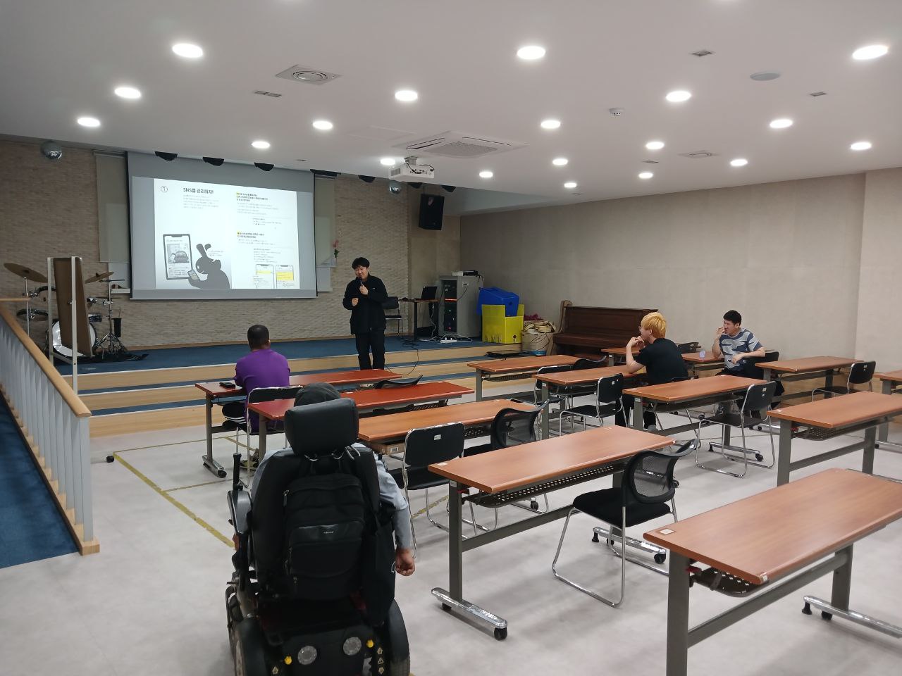 2024년 5/10(금) 두런두런 3 수업사진