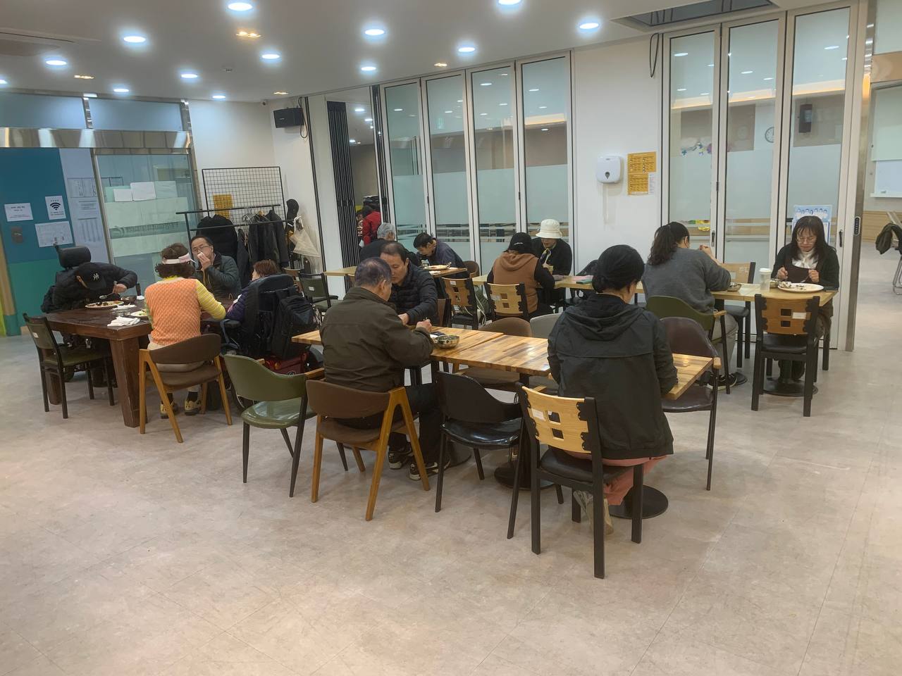 2025년 4월 9일(수) 점심식사 사진