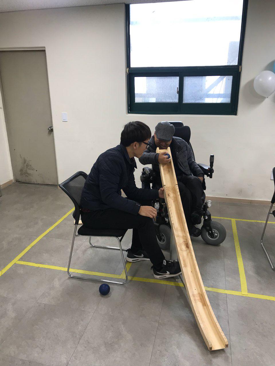 2018년 12월 17일 - 보치아수업 사진